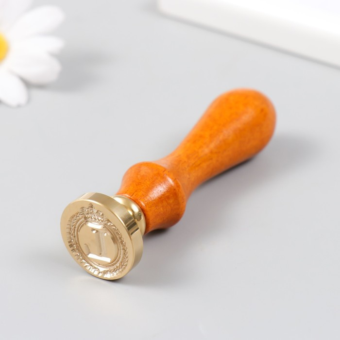 Печать для сургуча с деревянной ручкой Печать для сургуча с деревянной ручкой "Корона с буквой L" 9х2,5х2,5 см