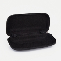 Футляр для очков на молнии, длина 16,5 см, цвет чёрный Футляр для очков на молнии, длина 16,5 см, цвет чёрный