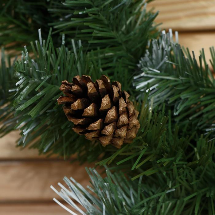 Венок "Рождественский"  Белоснежный (шишка золото) 45 см