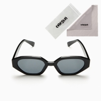 Очки солнцезащитные "OneSun", uv 400, дужка 14.5 см, ширина 14.5 см, линза 3.2 х 5 см Очки солнцезащитные "OneSun", uv 400, дужка 14.5 см, ширина 14.5 см, линза 3.2 х 5 см