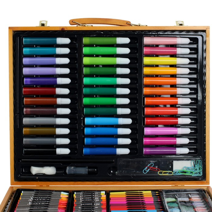 Набор для рисования в деревянном пенале Набор для рисования в деревянном пенале