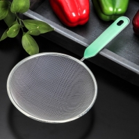 Сито для просеивания с ручкой Доляна «Хозяюшка», d=16 см, цвет зелёный Сито для просеивания с ручкой Доляна «Хозяюшка», d=16 см, цвет зелёный