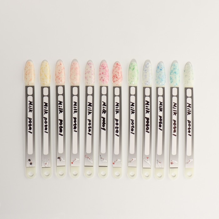 Гель лак для ногтей, «MILK POTAL», 3-х фазный, 8мл, LED/UV, цвет белый/шампань (03) Гель лак для ногтей, «MILK POTAL», 3-х фазный, 8мл, LED/UV, цвет белый/шампань (03)