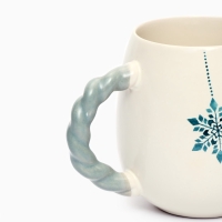 Кружка с рельефной ручкой новогодняя Дорого внимание &laquo;Уютного нового года&raquo;, 500 мл