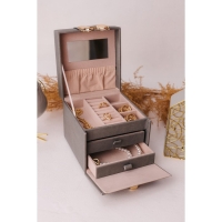 Шкатулка кожзам для украшений "Золотой бантик" серая 15х15х12,7 см Шкатулка кожзам для украшений "Золотой бантик" серая 15х15х12,7 см