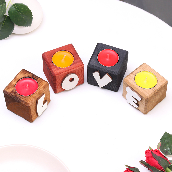 Подсвечник для интерьера 4 шт с надписью LOVE, цвет: Подсвечник для интерьера 4 шт с надписью LOVE, цвет: "Микс", аромат: ягодно-фруктовый микс