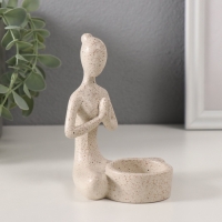 Подсвечник полистоун на 1 свечу "Девушка. Приветствие" белый в крапинку 8,5х8,8х11,7 см