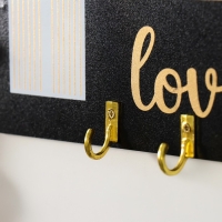 Крючки декоративные дерево "Любовь. Абстракция. Радуга" чёрная с золотом 20х9,3 см Крючки декоративные дерево "Любовь. Абстракция. Радуга" чёрная с золотом 20х9,3 см