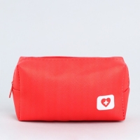 Аптечка дорожная из искусственной кожи "Сердечко", 14*10*5 см, красный цвет Аптечка дорожная из искусственной кожи "Сердечко", 14*10*5 см, красный цвет