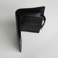 Портмоне мужское на магните 3 в 1, отдел для автодокументов, паспорта, цвет чёрный Портмоне мужское на магните 3 в 1, отдел для автодокументов, паспорта, цвет чёрный