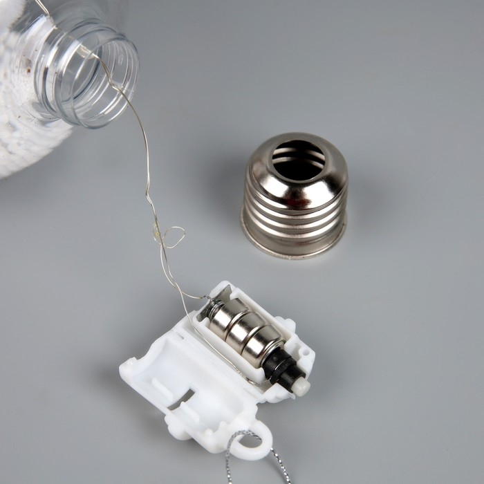 Ёлочный шар &laquo;Зайка с ёлкой&raquo;, батарейки, 1 LED, свечение тёплое белое