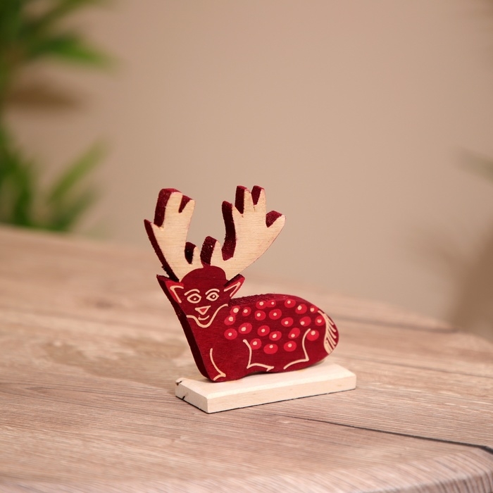 Сувенир Сувенир "Олень" на подставке, дерево 11х4х10 см