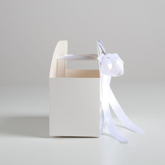 Переноска для цветов складная «Love», 17 × 13 × 7 см Переноска для цветов складная «Love», 17 × 13 × 7 см