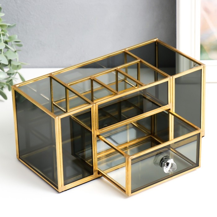 Шкатулка стекло для косметики и украшений с ящичком Шкатулка стекло для косметики и украшений с ящичком "Затемнённая" 10,3х10,3х23,3 см