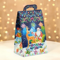 Новый год. Подарочная коробка новогодняя Сумочка мини "Неон.Инсталяция" 140 x 100 x 223 см. Новый год. Подарочная коробка новогодняя Сумочка мини "Неон.Инсталяция" 140 x 100 x 223 см.