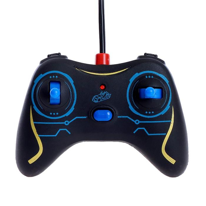 Машина радиоуправляемая &laquo;Широн&raquo;, открываются двери, работает от батареек, цвет красный