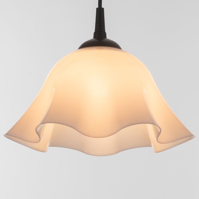 Люстра Люстра "Ирис" 1х15Вт Е27 МОДЕЛЬ: BR 00260 черный/белый 28х28х14см