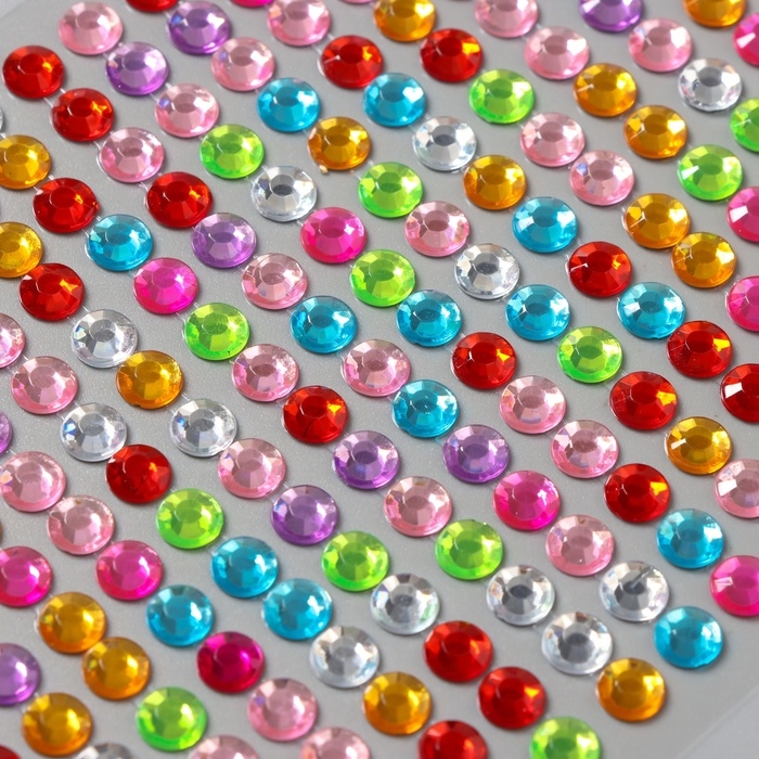 Наклейка пластик стразы Наклейка пластик стразы "Мелкие", d - 0,5 см, МИКС 31,5х10,5 см