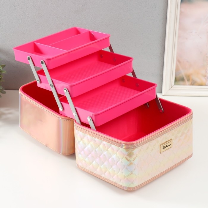 Шкатулка кожзам для косметики "Ромбы голография. Этажи" бело-розовая 24,5х20,5х27 см