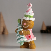 Сувенир полистоун "Пряничка с ёлочкой" 5,5х5,5х11,5 см Сувенир полистоун "Пряничка с ёлочкой" 5,5х5,5х11,5 см