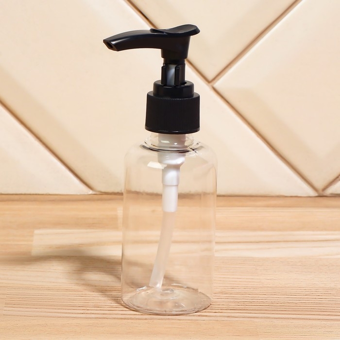 Набор банный, в косметичке, 8 предметов (полотенце 70 × 140 см, бутылочки 3 шт, баночки 2 шт, повязка на голову, лопатка) , цвет белый/розовый Набор банный, в косметичке, 8 предметов (полотенце 70 × 140 см, бутылочки 3 шт, баночки 2 шт, повязка на голову, лопатка) , цвет белый/розовый