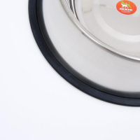 Миска с нескользящим основанием, 4,7 л Миска с нескользящим основанием, 4,7 л