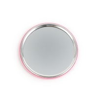 Зеркало карманное новогоднее «Новый год: Котенок», диам.7 см Зеркало карманное новогоднее «Новый год: Котенок», диам.7 см