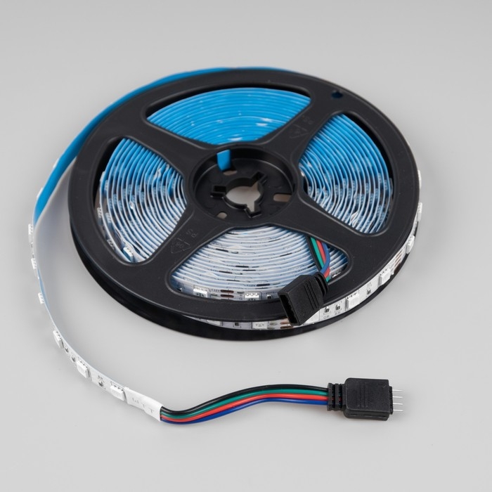 Светодиодная лента Apeyron Electrics 5 м, IP20, SMD5050, 60 LED/м, 14.4 Вт/м, 12 В, RGB Светодиодная лента Apeyron Electrics 5 м, IP20, SMD5050, 60 LED/м, 14.4 Вт/м, 12 В, RGB