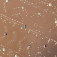 Наклейки для ногтей &laquo;Цепи&raquo;, объёмные, фольгированные, со стразами и бусинами, цвет золотистый