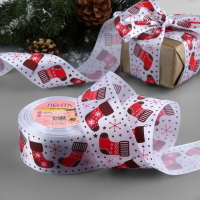 Лента атласная &laquo;Валенки&raquo;, 50 мм, 23 &plusmn; 1 м, цвет белый/красный