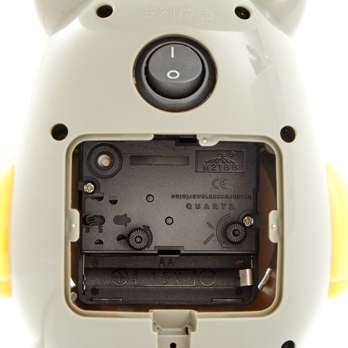 Часы с подсветкой "Совушка" детские настольные, плавный ход, на батарейках АА