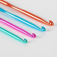 Набор для вязания, 28 предметов, в футляре Набор для вязания, 28 предметов, в футляре