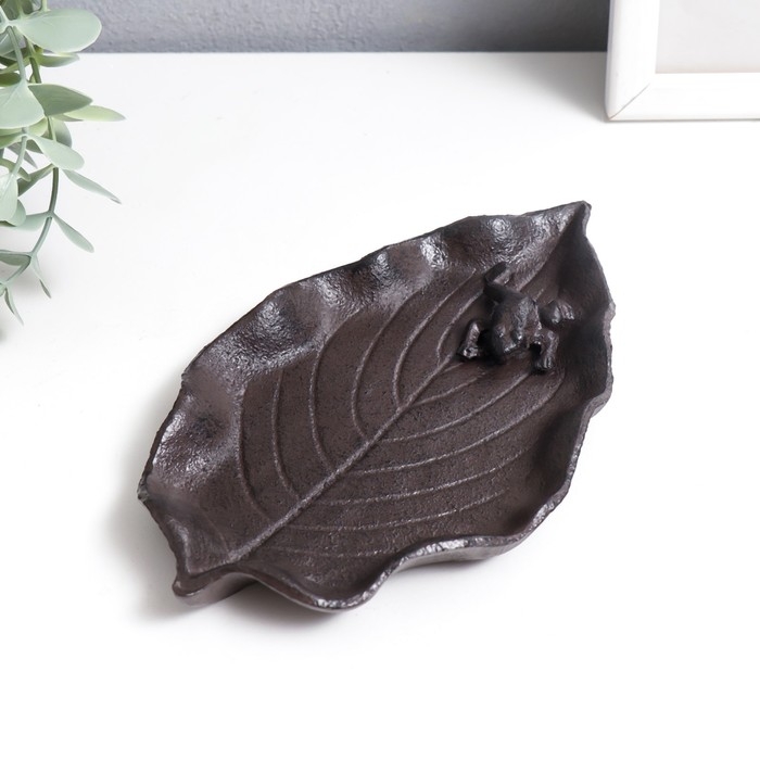 Сувенир чугун подставка Сувенир чугун подставка "Лягушка на листе" 1х19х11 см