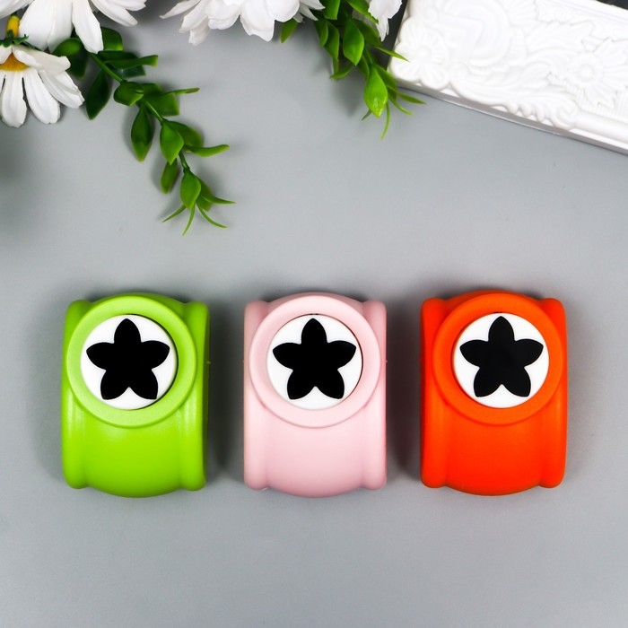 Дырокол фигурный Дырокол фигурный "Цветочек" d=2,5 см 5х5х4 см МИКС