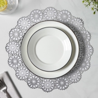 Салфетки сервировочные на стол Доляна &laquo;Цветенье&raquo;, ажурные, 4 шт, d=30 см, цвет серебряный