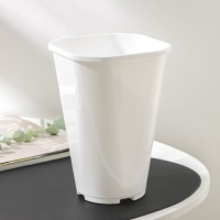 Горшок для цветов «Роза», 2 л, d=14 см, цвет белый Горшок для цветов «Роза», 2 л, d=14 см, цвет белый