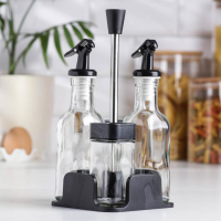 Набор для специй на подставке &laquo;Элегант&raquo;, 4 предмета: 2 солонки 100 мл, 2 бутылки 160 мл, цвет крышки чёрный