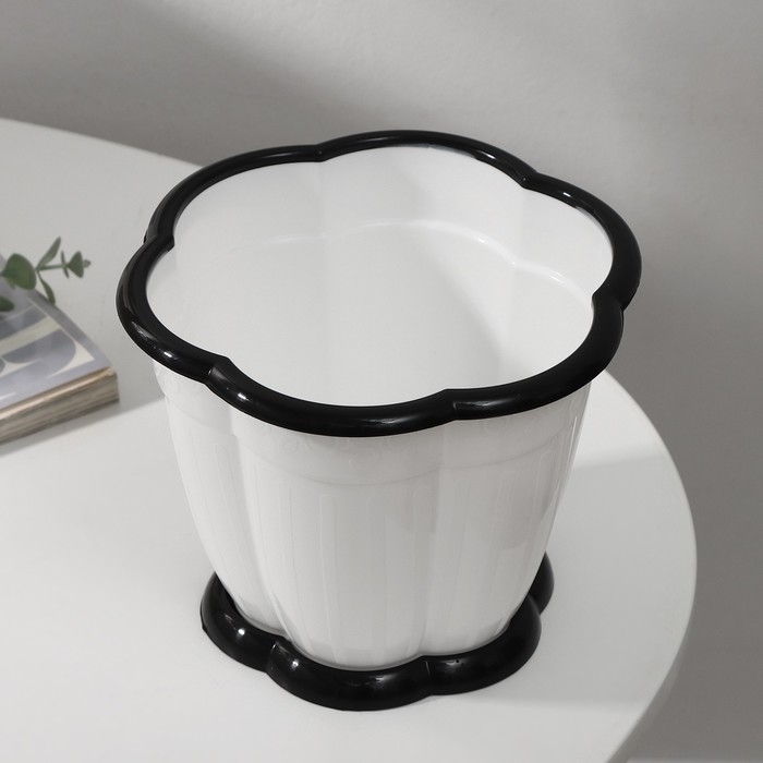 Горшок с поддоном &laquo;Восторг&raquo;, 1,5 л, цвет белый