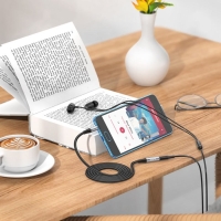 Кабель Hoco UPA20, Jack 3.5 мм (m) - Jack 3.5 мм (f), 2 м, нейлон, серый Кабель Hoco UPA20, Jack 3.5 мм (m) - Jack 3.5 мм (f), 2 м, нейлон, серый