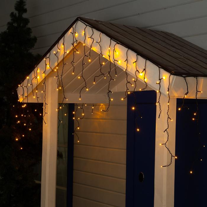 Гирлянда &laquo;Бахрома&raquo; 3 &times; 0.6 м, IP44, УМС, тёмная нить, 160 LED, свечение жёлтое, 220 В