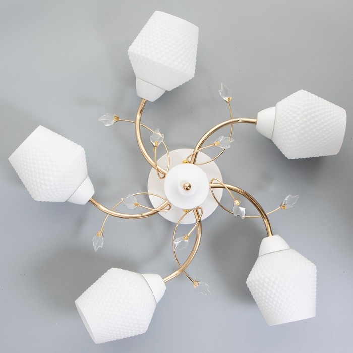 Люстра "Рукси" 5хЕ27 40Вт бело-золотой 56х56х28 см BayerLux