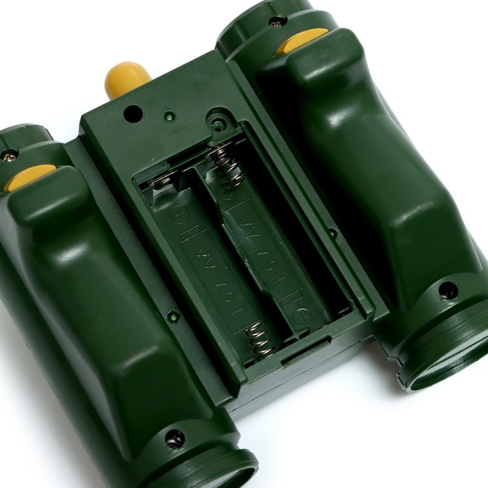 Танк &laquo;Т34&raquo;, радиоуправляемый, в комплекте бункер и бинокль, световые и звуковые эффекты, работает от аккумулятора, цвет зелёный