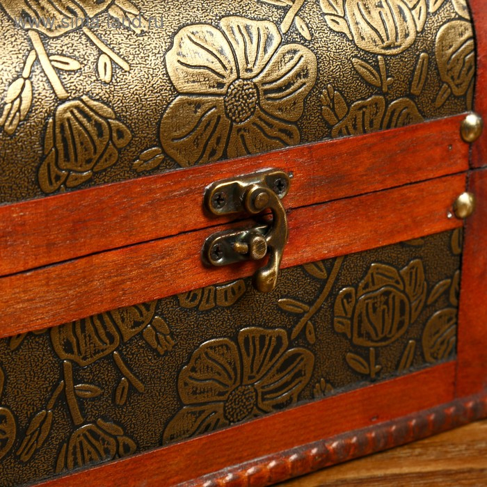 Шкатулка дерево состаренная Шкатулка дерево состаренная "Золотые цветы на чёрном" сундучок 17х22,5х18 см