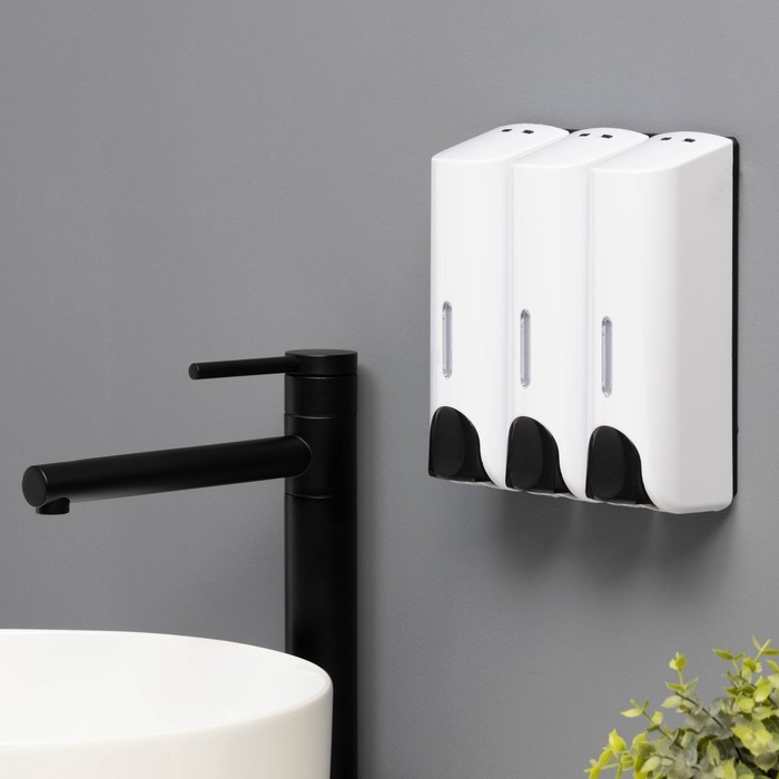 Диспенсер для мыла SAVANNA, механический, 3 отсека по 350 мл: шампунь, кондиционер, гель, белый