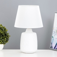 Настольная лампа "Джайм" Е14 40Вт белый 25х25х38 см RISALUX Настольная лампа "Джайм" Е14 40Вт белый 25х25х38 см RISALUX