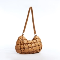 Сумка-багет на молнии, цвет бежевый