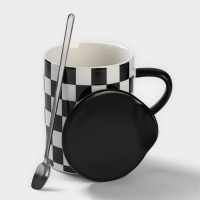 Кружка керамическая с ложкой «Абстракт», 400 мл, цвет чёрный и белый Кружка керамическая с ложкой «Абстракт», 400 мл, цвет чёрный и белый