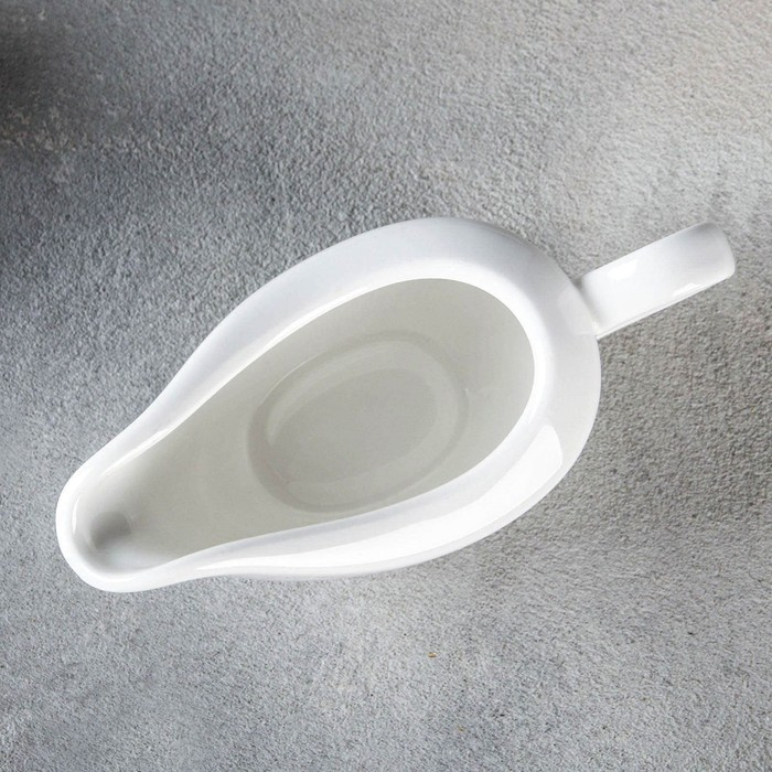Соусник фарфоровый Wilmax, 100 мл, 13&times;6&times;5 см, цвет белый