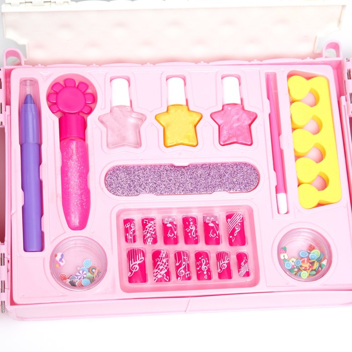 Набор косметики для девочки «Чемоданчик» Набор косметики для девочки «Чемоданчик»