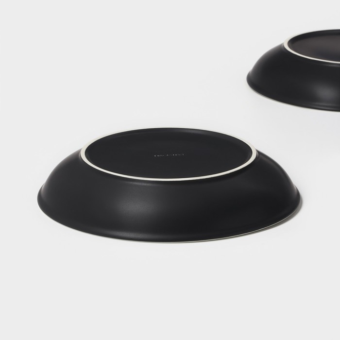 Набор тарелок керамических Magistro Matt black, 950 мл, 23,5×4 см, 2 шт Набор тарелок керамических Magistro Matt black, 950 мл, 23,5×4 см, 2 шт